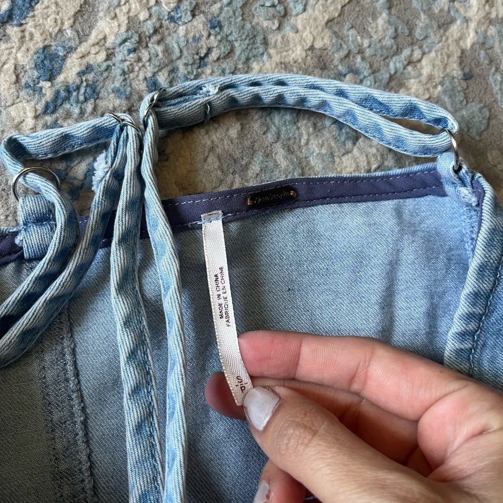 Free people button down Jean dress small - Picture 3 of 4